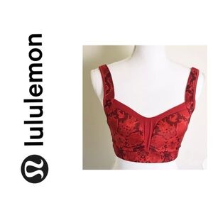 Lululemon Ta Ta Tamer III 34DD Snake Red Tide‎ Cranberry Sports Bra Logo NO
PADS